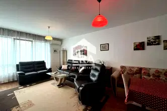 Тристаен апартамент във Варна, Левски 1
