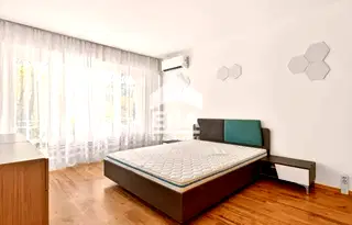 Двустаен апартамент с южно изложение в Левски 2, Варна