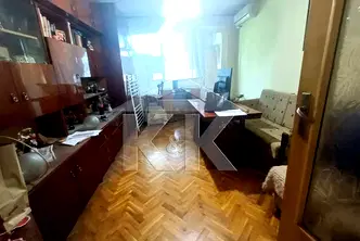 Четиристаен апартамент в Левски 2, Варна с две тераси