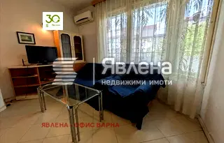 Тристаен апартамент във Варна, Лятно кино Тракия