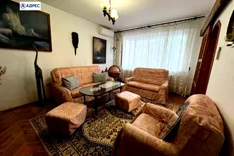Тристаен апартамент с тераса в Лятно кино Тракия, Варна