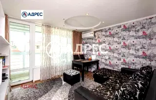 Тристаен апартамент с две тераси в Лятно кино Тракия, Варна