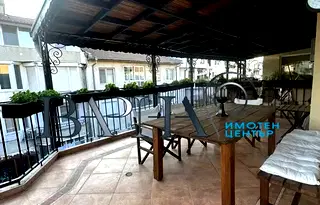 Тристаен апартамент с две тераси в Лятно кино Тракия, Варна