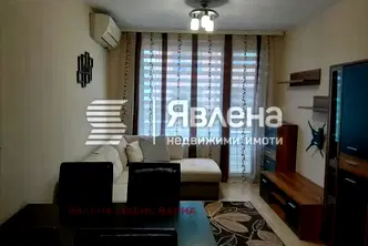 Тристаен апартамент във Варна, Лятно кино Тракия