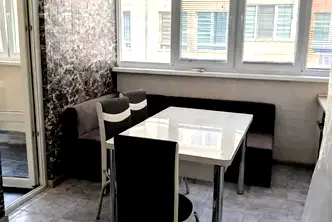 Тристаен апартамент в Лятно кино Тракия, Варна на 4-ти етаж