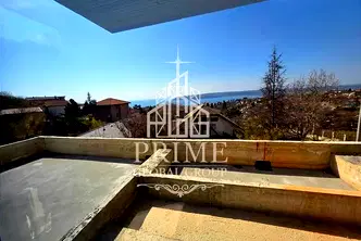 Тристаен апартамент в м-т Акчелар, Варна с югоизточно изложение