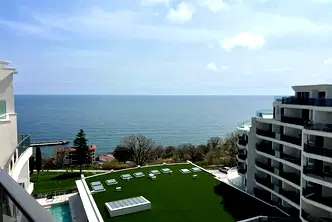 Едностаен апартамент с морска панорама в м-т Ален мак, Варна