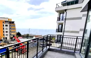 Двустаен апартамент с гледка море в м-т Ален мак, Варна