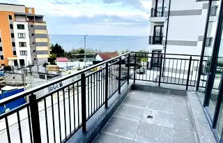 Двустаен апартамент с тераса и морска гледка в м-т Ален мак, Варна