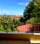 Тристаен апартамент с морска гледка в м-т Ален мак, Варна