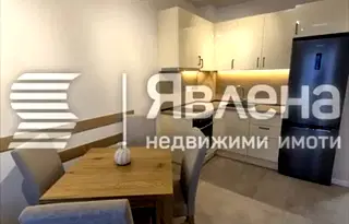 Двустаен апартамент в м-т Долна Трака с паркомясто