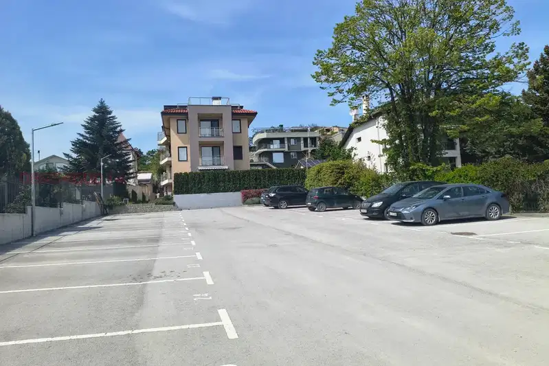 Тристаен апартамент във Варна, м-т Долна Трака