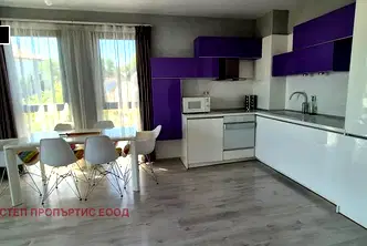 Просторен 3-стаен апартамент с морска гледка в м-т Долна Трака, Варна