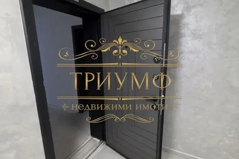 Тристаен апартамент с паркомясто в м-т Евксиноград, Варна