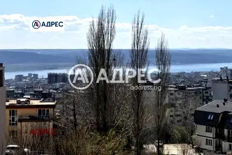 Двустаен апартамент в м-т Пчелина, Варна с паркинг и асансьор