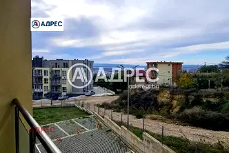 Двустаен апартамент в м-т Пчелина, Варна с тераса