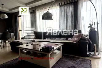 Тристаен апартамент във Варна, м-т Пчелина