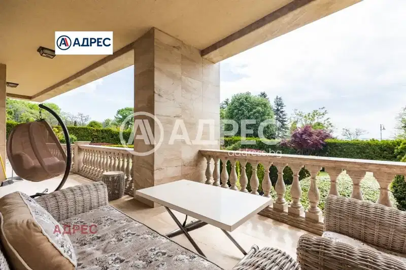 4-bedroom apartment in Varna, м-т Салтанат