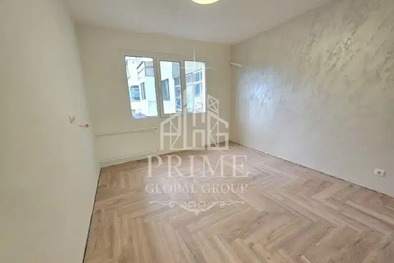 3-bedroom apartment in Varna, Mladost 1