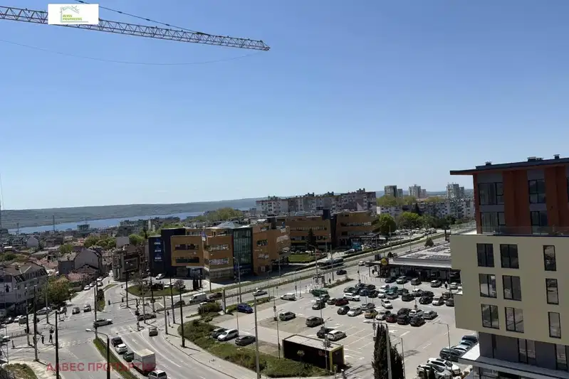 3-bedroom apartment in Varna, Mladost 1