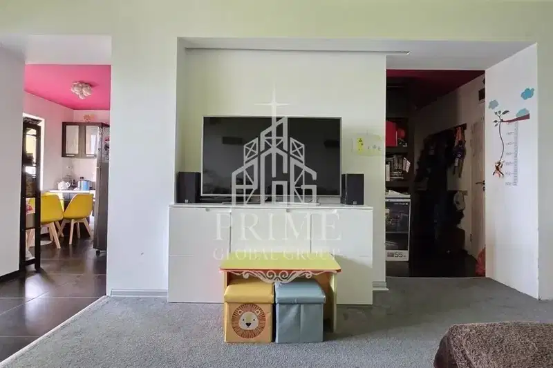 4-bedroom apartment in Varna, Mladost 1
