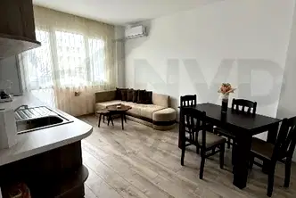 Двустаен апартамент с тераса в Младост 1, Варна