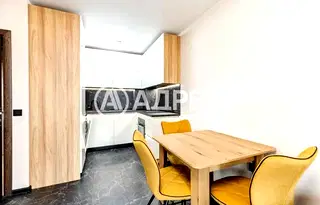 Двустаен апартамент във Варна, Младост 1