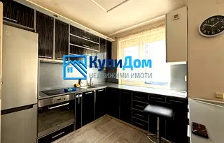 Тристаен апартамент с южно изложение в район Окръжна болница, Варна