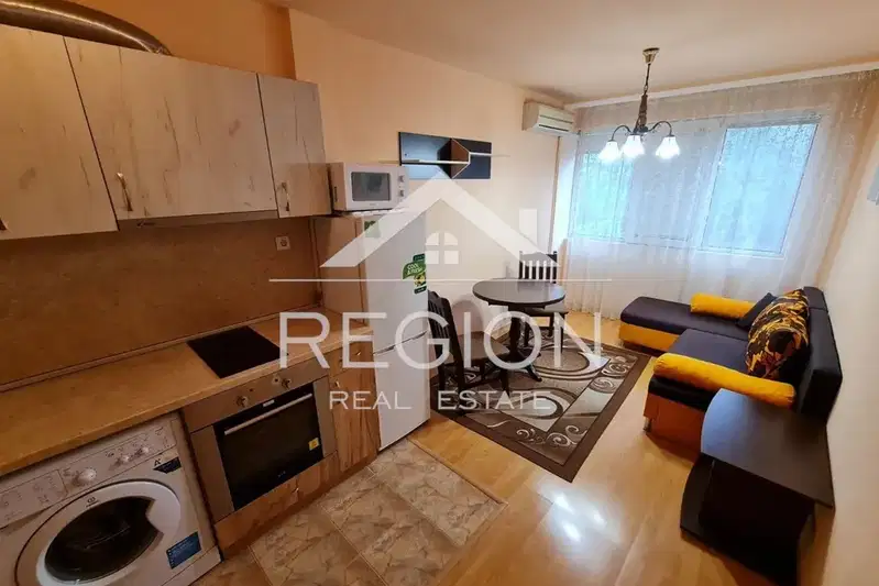 Two-room apartment with terrace near District Hospital in Varna