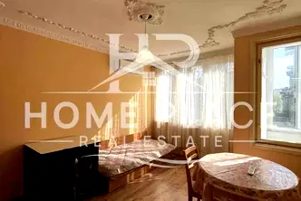 Тристаен апартамент с тераса в район Окръжна болница, Варна