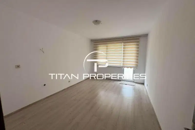 4-bedroom apartment in Varna, Pobeda