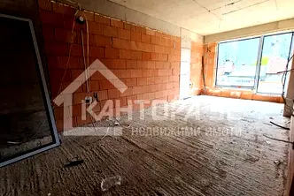 Двустаен апартамент с тераса в Погреби, Варна