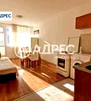 Двустаен апартамент във Варна, Погреби