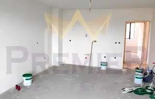 Тристаен апартамент във Варна, Погреби