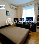 Тристаен апартамент във Варна, Погреби