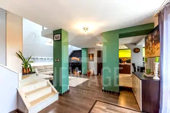 Тристаен мезонет с две тераси в Погреби, Варна