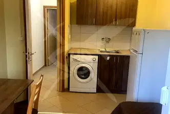Тристаен апартамент с 2 спални в Погреби, Варна
