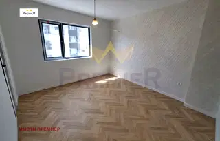 Двустаен апартамент с тераса в Стадион Спартак, Варна