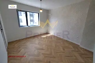 Двустаен апартамент с тераса в Стадион Спартак, Варна