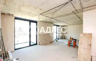 Тристаен апартамент в Свети Никола, Варна с асансьор