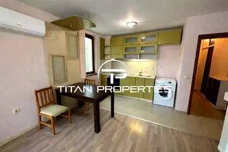 Тристаен апартамент с две тераси в Свети Никола, Варна