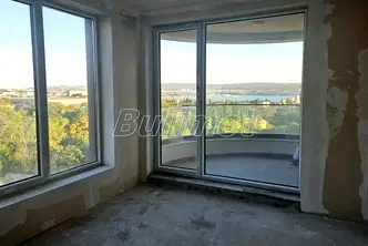 Тристаен апартамент в Трошево, Варна с ново строителство