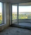 Тристаен апартамент в Трошево, Варна с ново строителство