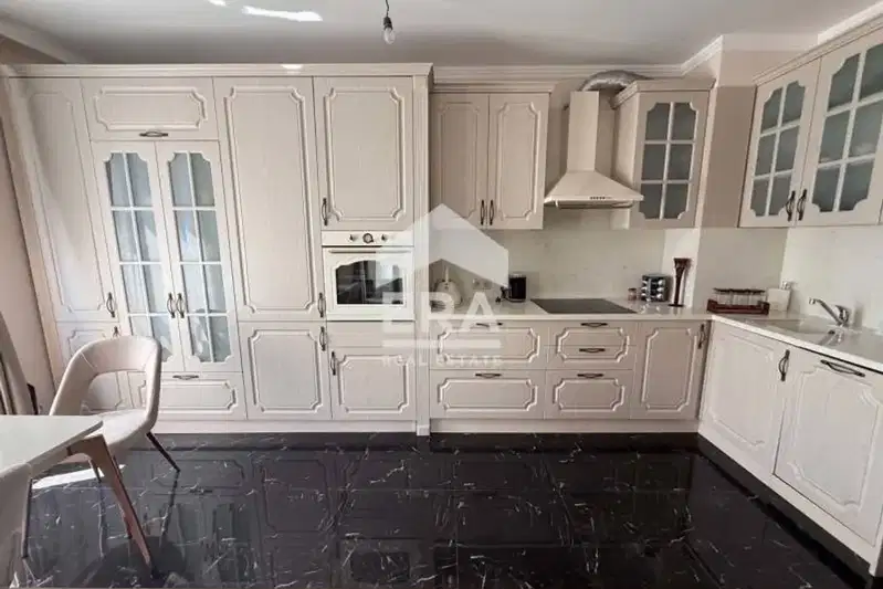 3-bedroom apartment in Varna, Troshevo