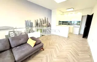 Тристаен апартамент с паркомясто в Трошево, Варна