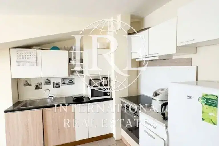 4-bedroom apartment in Varna, Troshevo