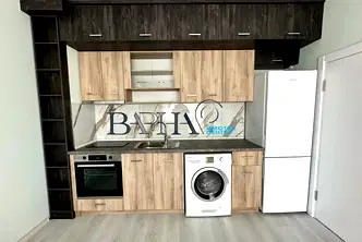 Двустаен апартамент във Варна, Левски 1