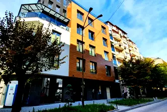 Тристаен апартамент във Варна, ВИНС-Червен площад