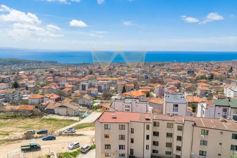 Двустаен апартамент във Варна, Виница