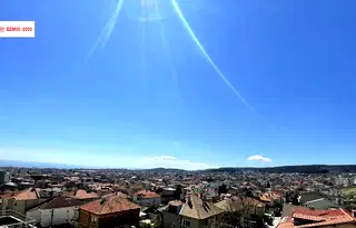 Просторен 2-стаен апартамент с тераса във Виница, Варна